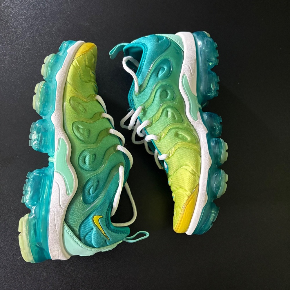 Nike Air Vapormax Plus Lemon Lime Green CI9900-300 Women Size 8 sneakers summer